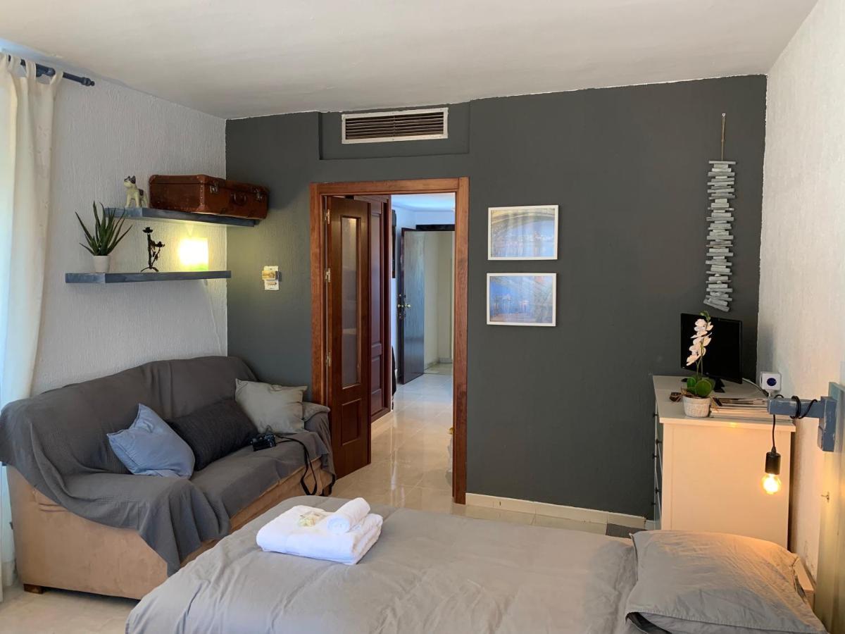Apartamentos Rg Resitur Севиля Екстериор снимка